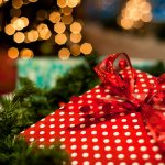 Что подарить на Новый год свекру и свекрови - идеи лучших подарков