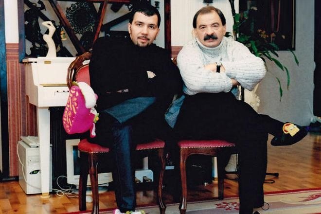 Денис Клявер с отцом Ильей Олейниковым