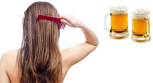девушка расчесывает волосы, намоченные пивом