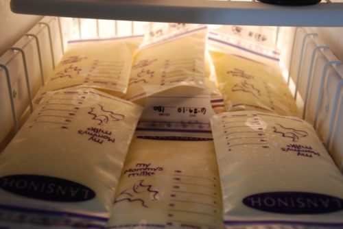 Хранение сцеженного грудного молока в пакетах