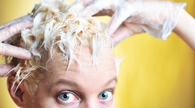 Как лучше красить волосы: на грязные или чистые волосы?