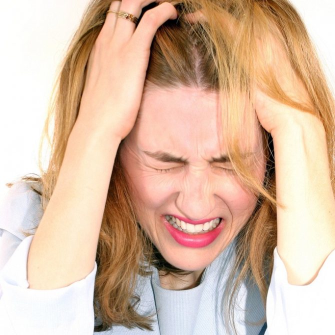 Как остановить выпадение волос после стресса?
