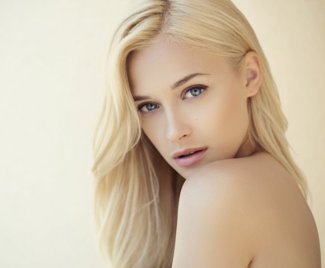 Как перекраситься из брюнетки в блондинку