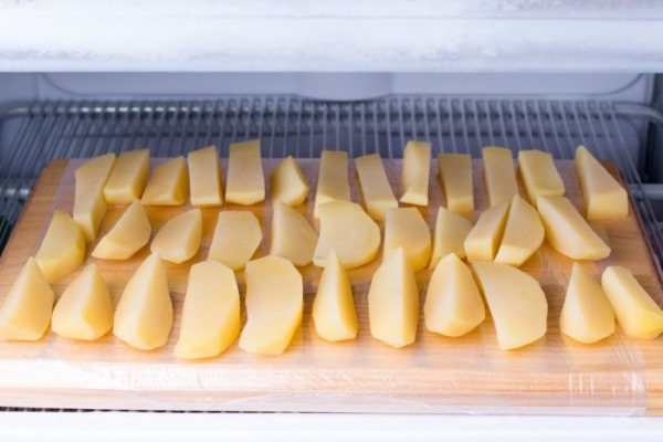Как приготовить картошку фри в домашних условиях без фритюрницы, в духовке, микроволновке, мультиварке, сковороде