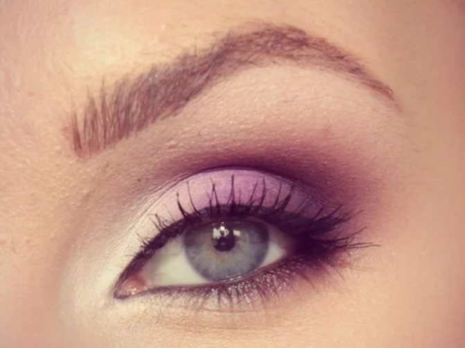Макияж карие глаза с фиолетовым карандашом thumbnail
