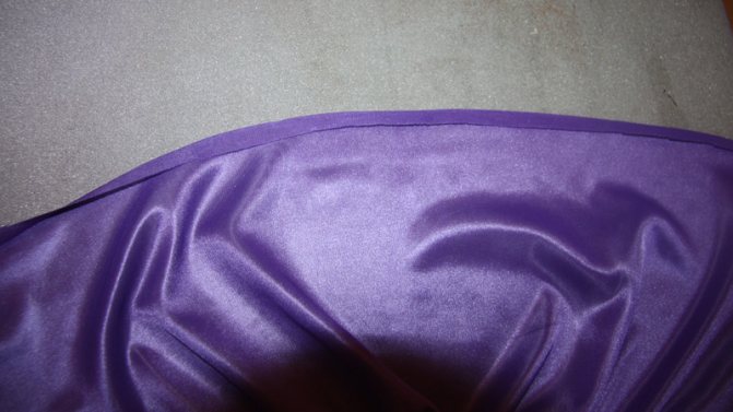 Как сделать пышным низ юбки с помощью регилина