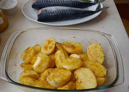 Картофель с рыбой