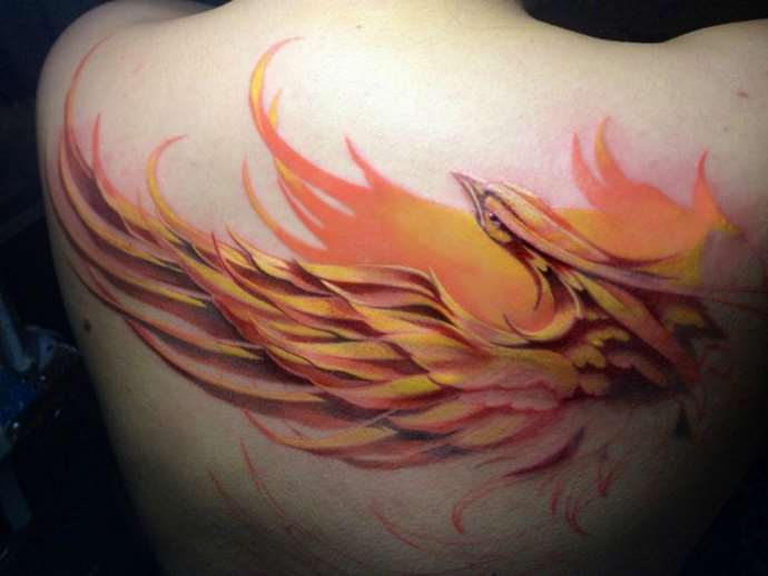огненная птица на спине