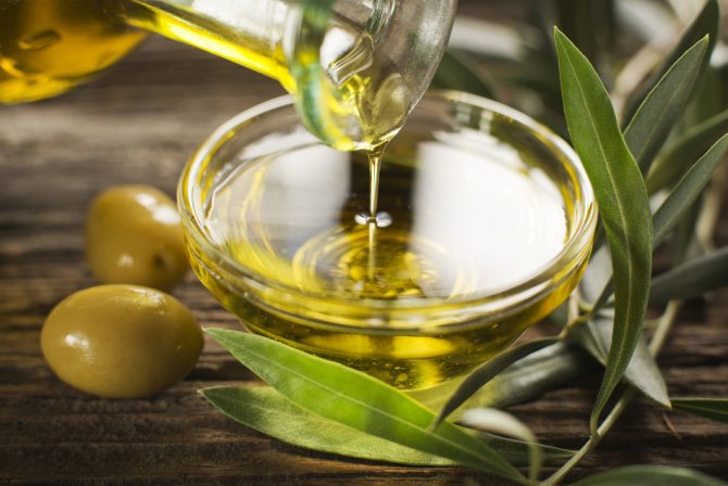 Оливковое масло для сухих кончиков