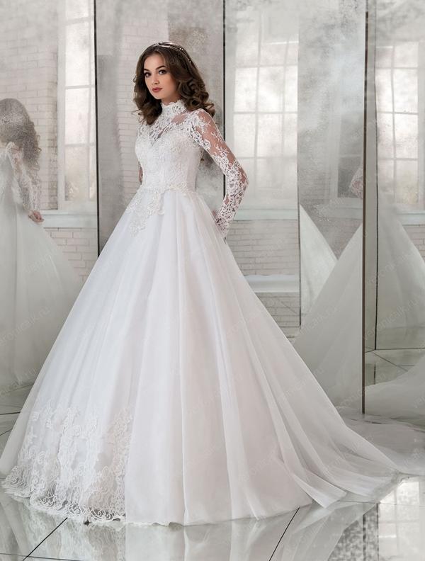 Особенности свадебных платьев с длинным рукавом, лучшие модели и модные образы