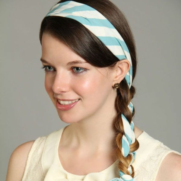 Популярные варианты причесок с повязкой для коротких, средних и длинных волос