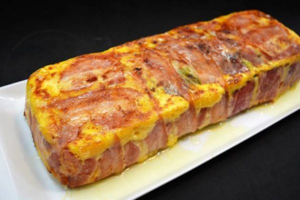 Тортилья с сыром и яйцом на сковороде рецепт с фото пошагово и видео - 1000.menu
