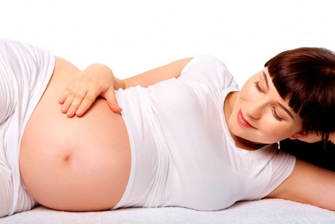 Процедуры для рук и ног во время беременности
