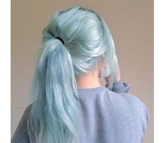 серо-голубой оттенок волос
