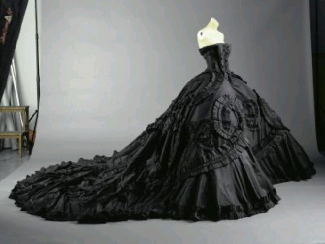 снится черное свадебное платье
