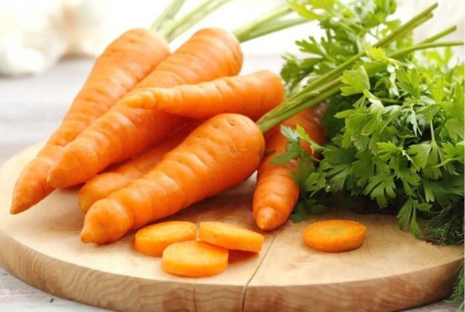 сок моркови в составе масок как народные средства от облысения у мужчин