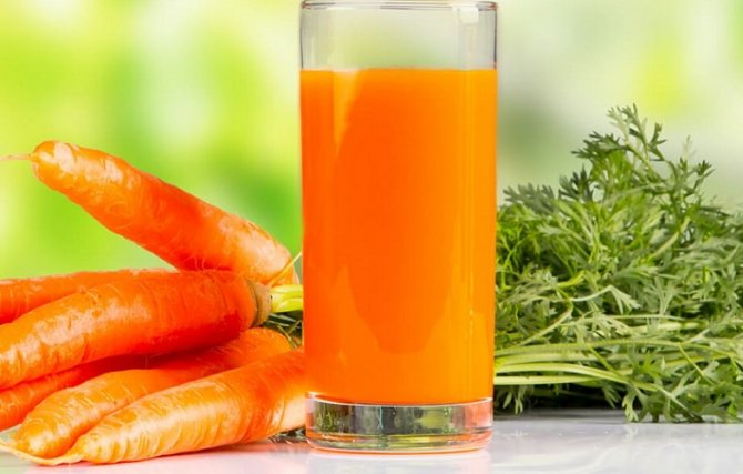 Стакан морковного сока