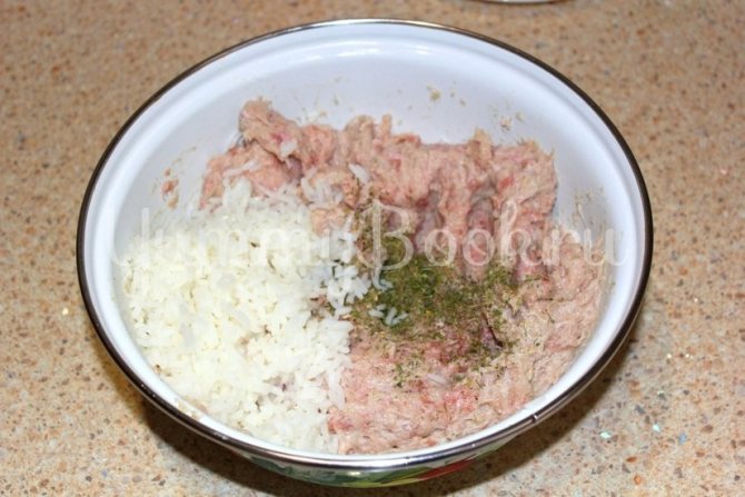 Тефтели из мяса индейки в сливочном соусе