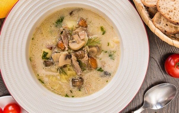 Утиный суп с грибами