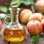 Яблочный уксус для кожи лица: лучшие рецепты от морщин и увядания кожи